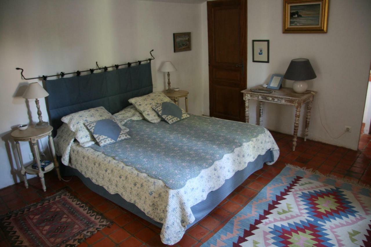 Le Jas Des Nevieres Bed and Breakfast Pierrerue  Εξωτερικό φωτογραφία